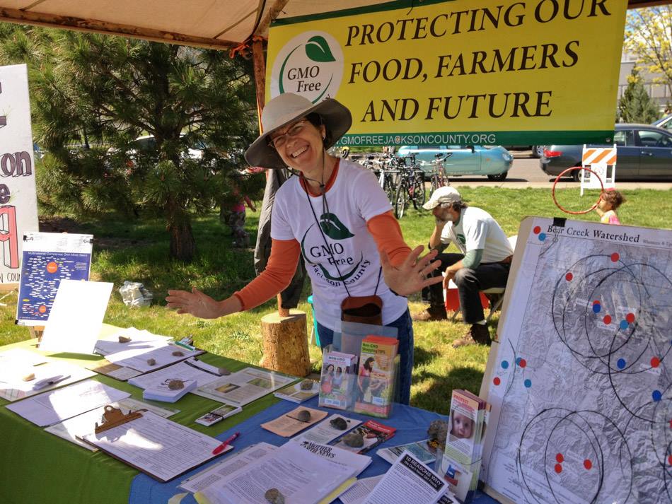 GMO-free-Jackson-county-booth