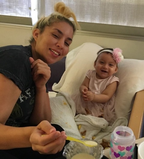 Aniya-smiling-with-mom-in-hospital-May-3-e1498687499175